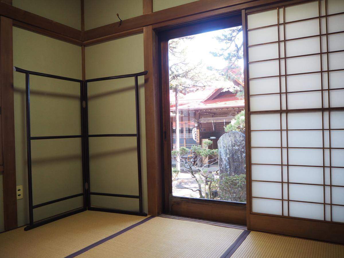 Daikokuya Mt.Fuji Hotel Fujiyoshida Bagian luar foto